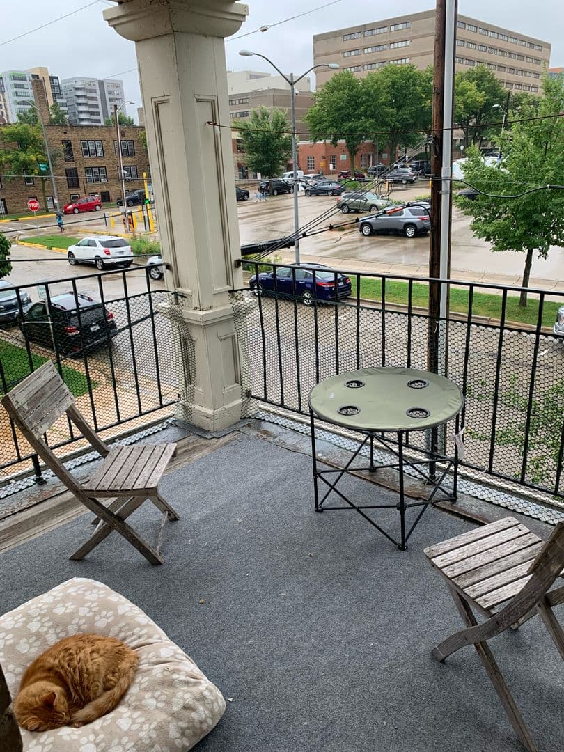 Madison Apartment: 17 S. Hancock St.