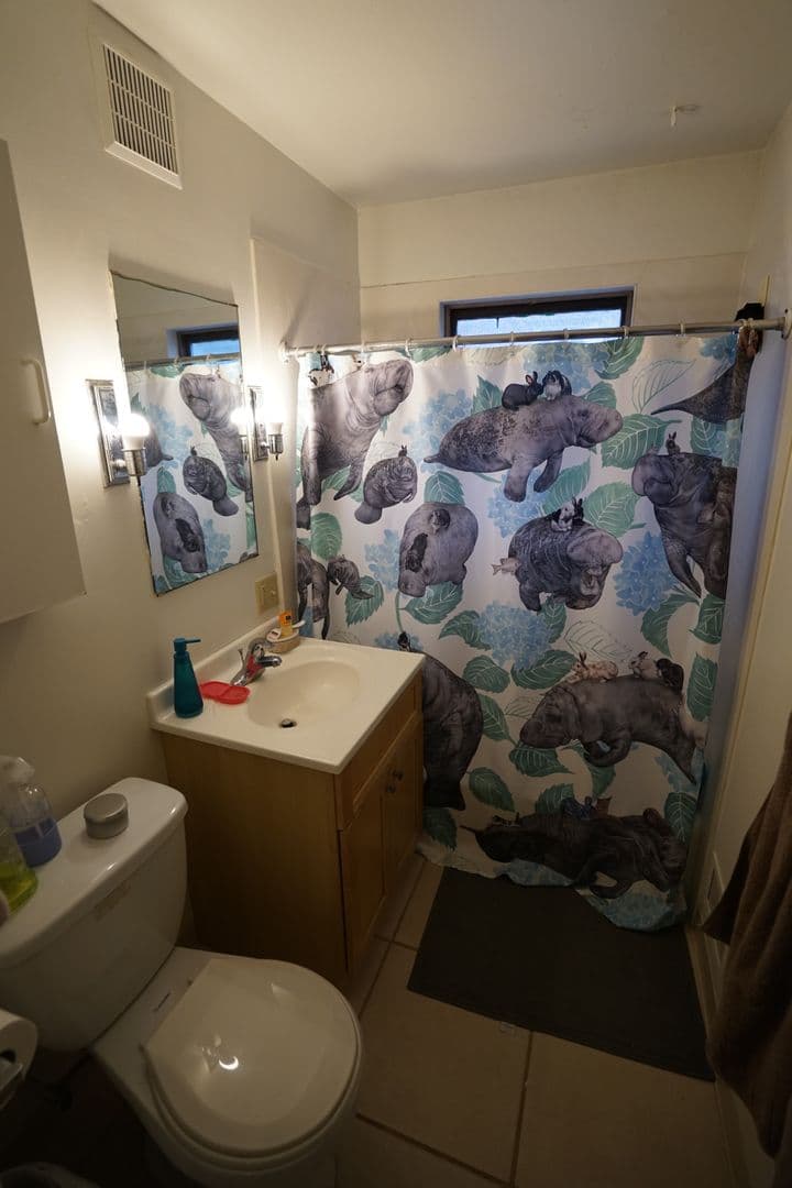 Madison Apartment: 416 Paunack Place