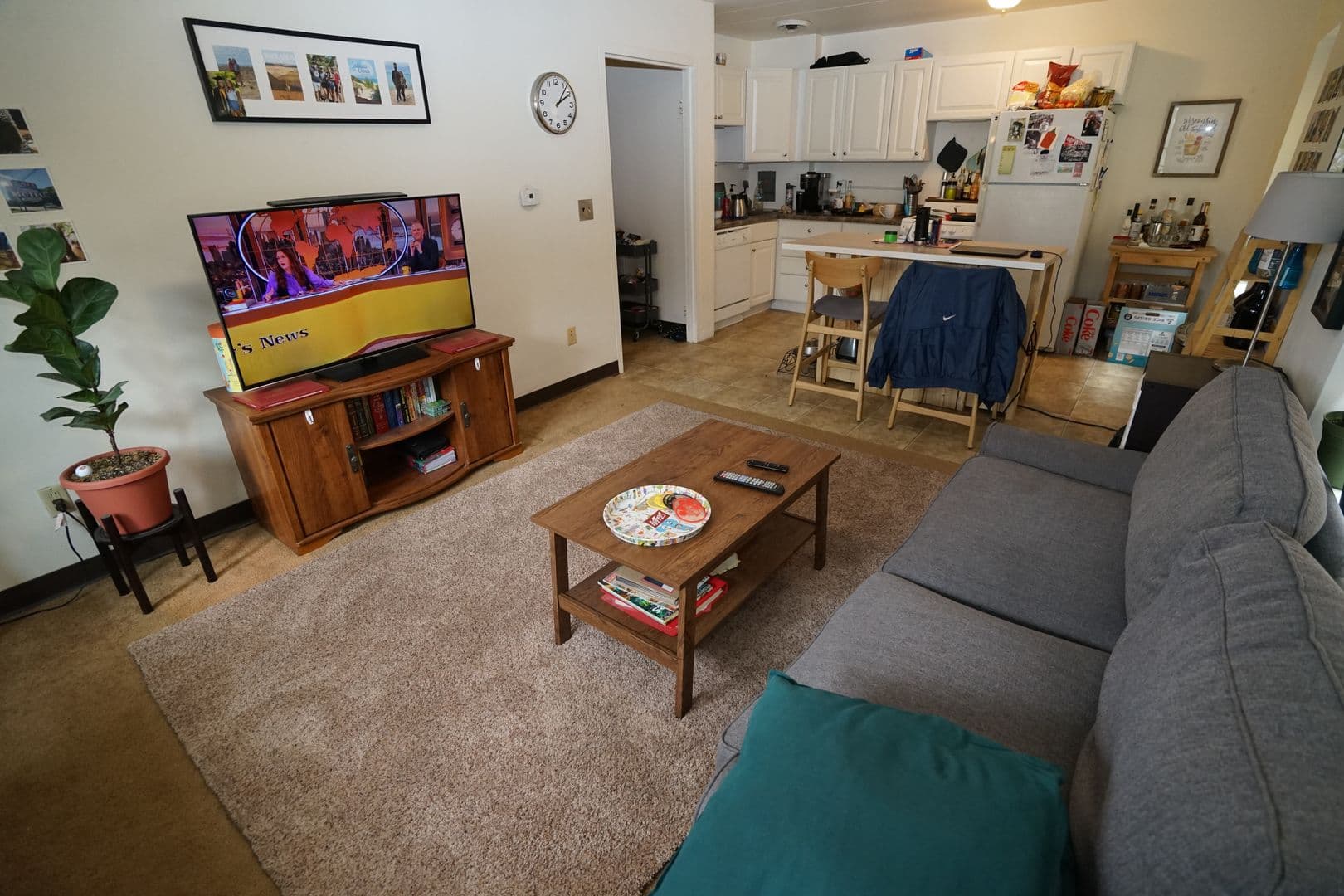 Madison Apartment: 425 Paunack Place