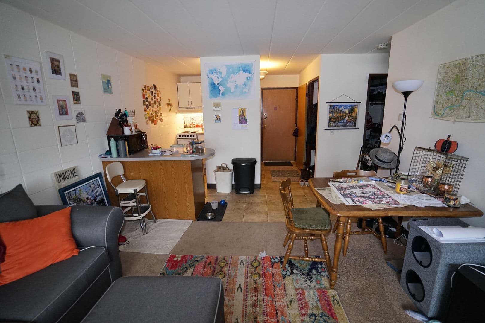 Madison Apartment: 2102 University Ave