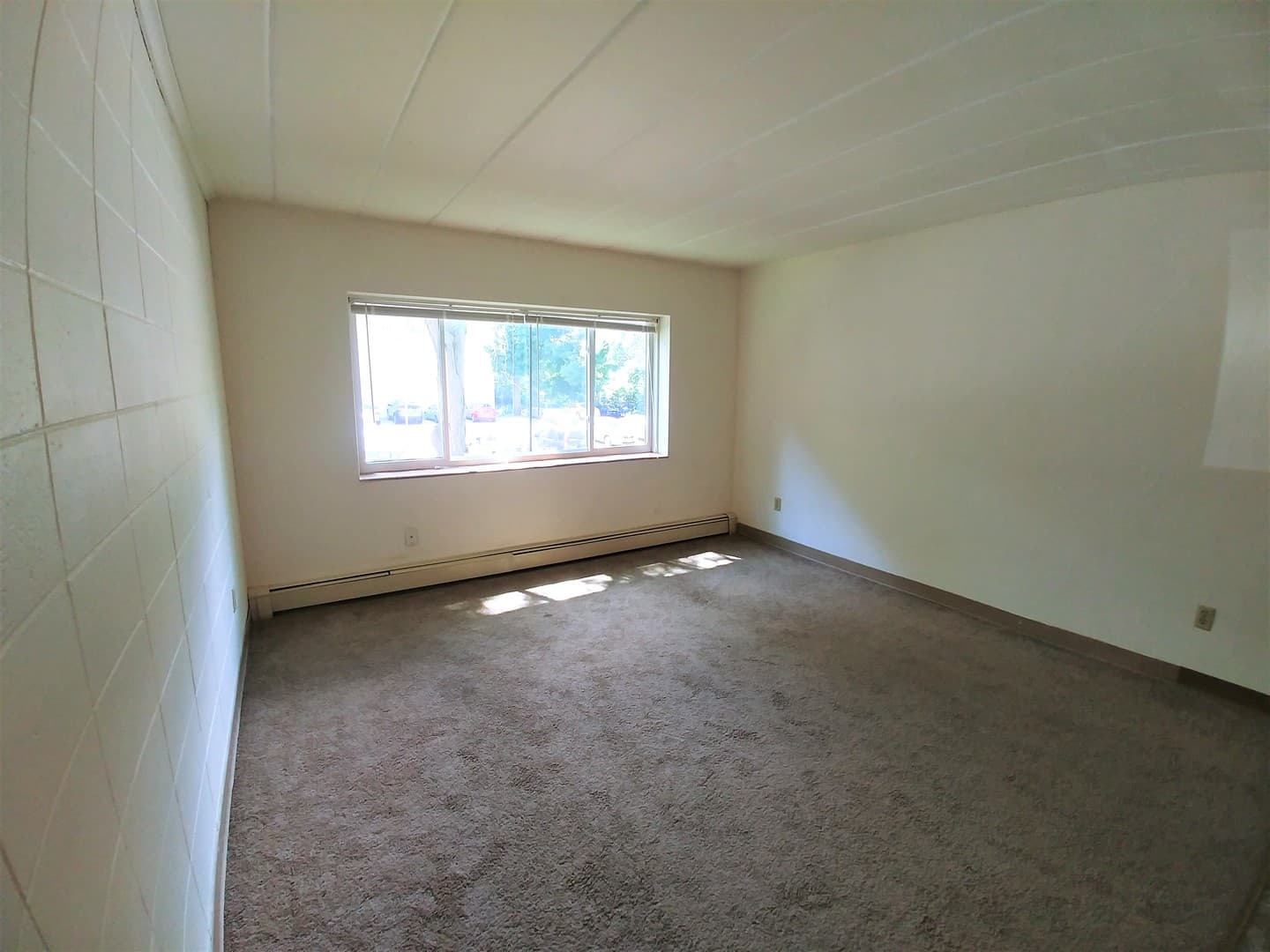 Madison Apartment: 2102 University Ave