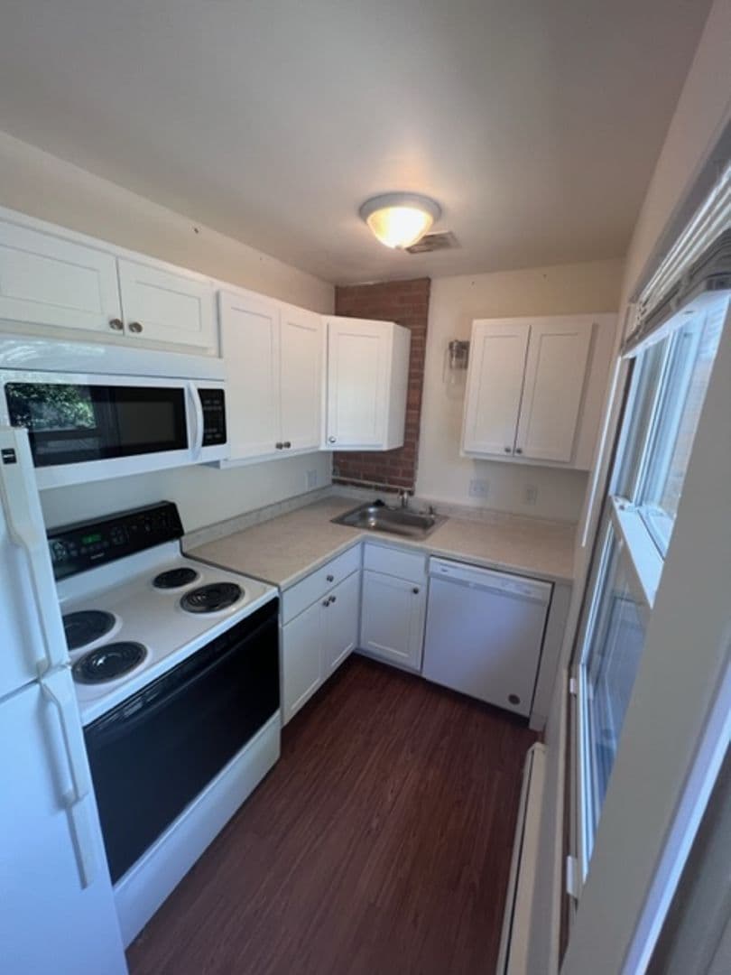 Madison Apartment: 653 S. Segoe Rd.