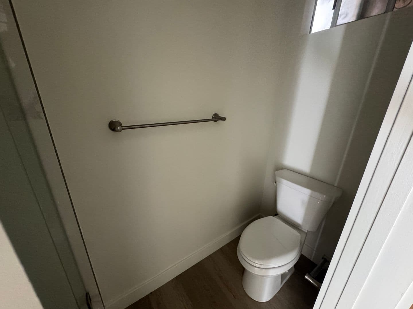 Seal Beach Apartment: 112 2nd St.