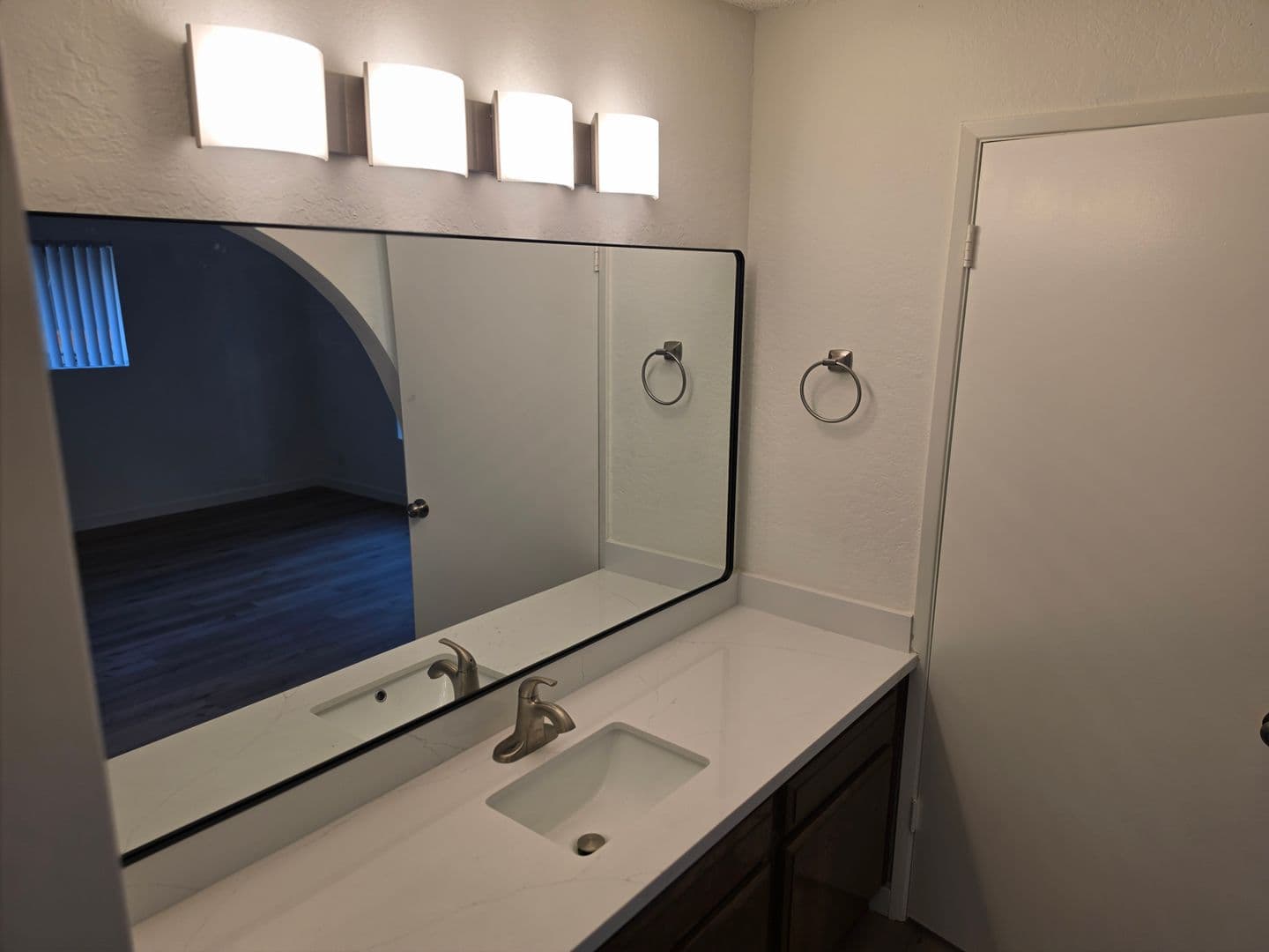 Los Alamitos Apartment: 3680-98 Howard Ave.
