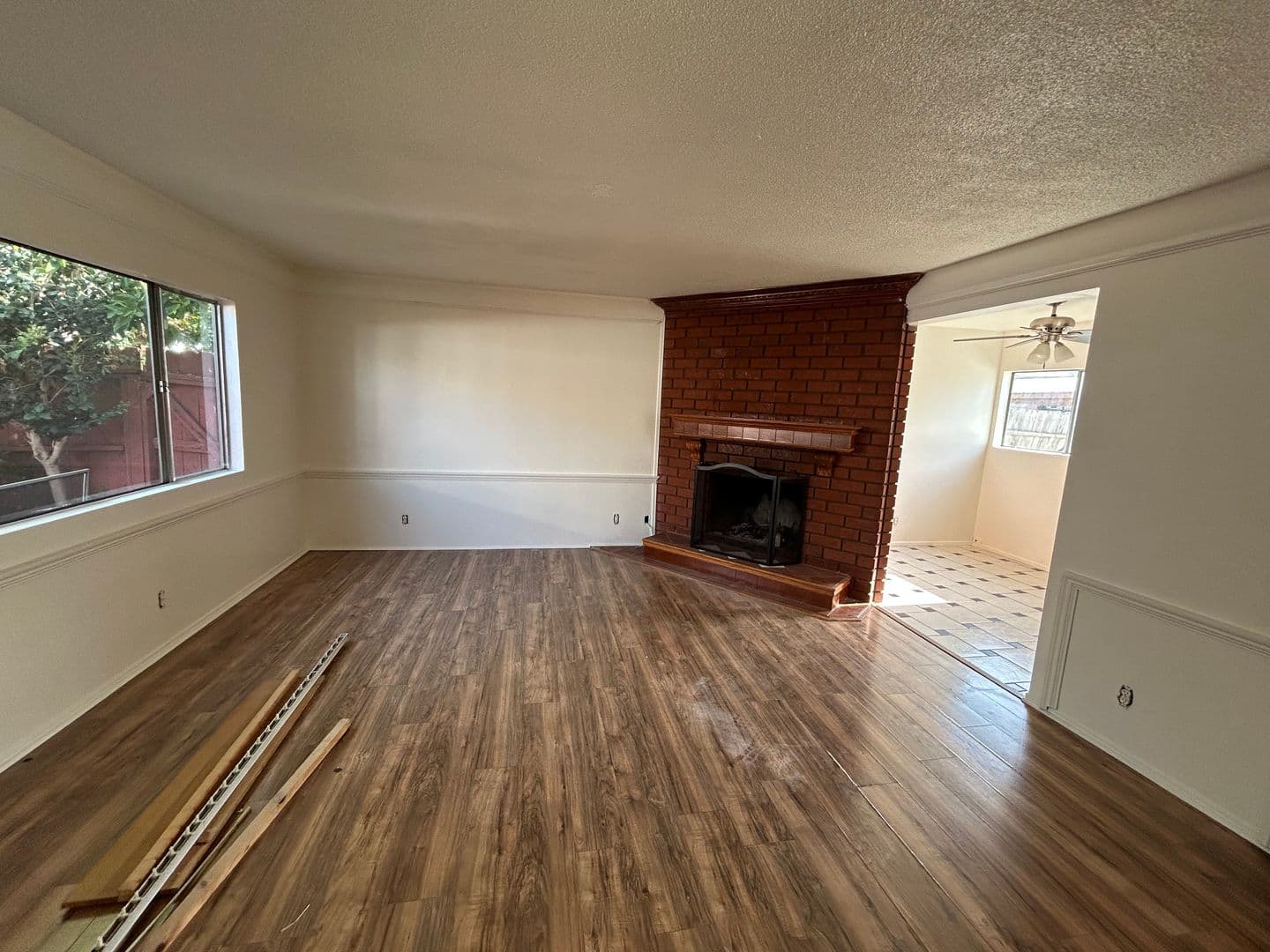 Lawndale Apartment: 4704 - 4706 W. 161st. Street
