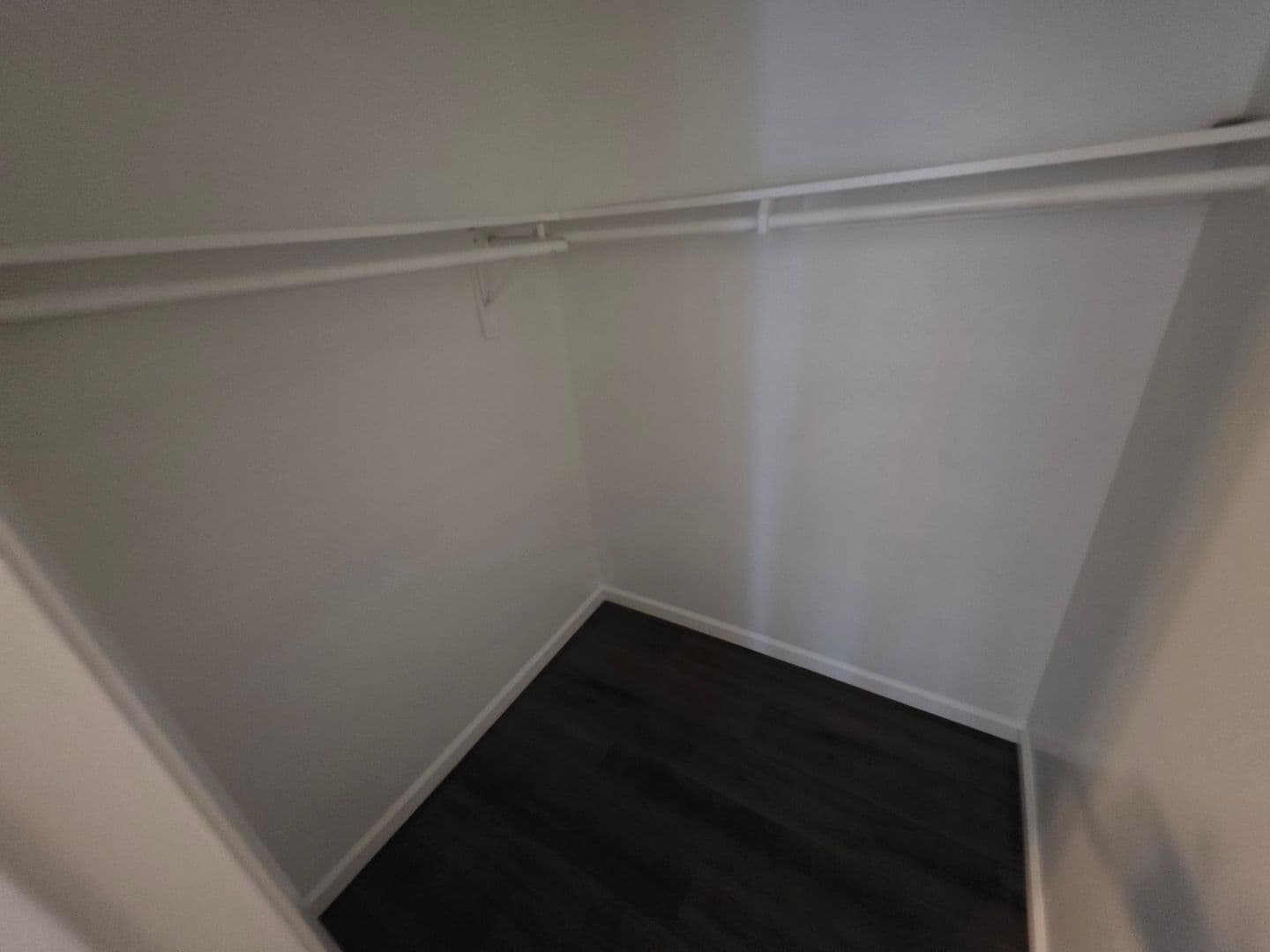 Long Beach Apartment: 3400 E. Andy St.