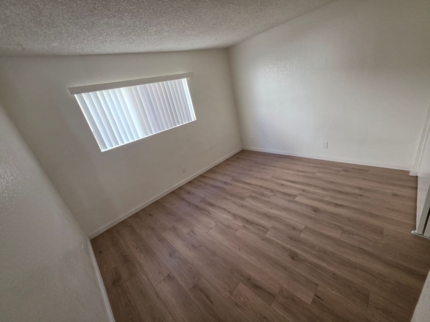 Los Alamitos Apartment: 3680-98 Howard Ave.