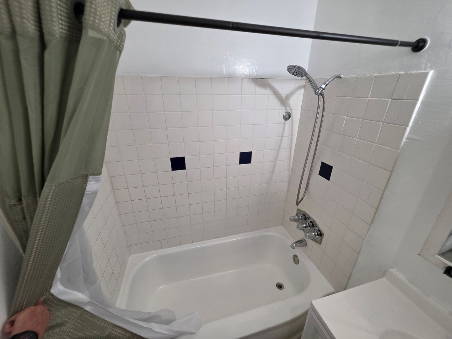 Long Beach Apartment: 3400 E. Andy St.