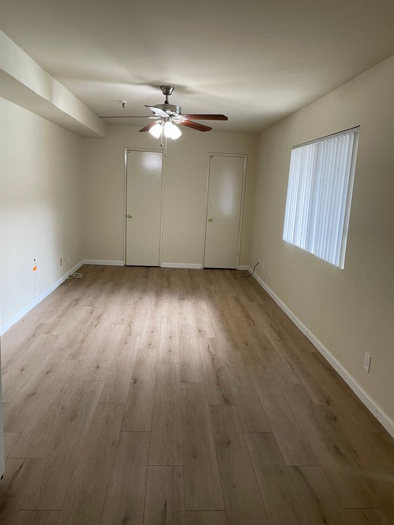 Hawthorne Apartment: 14501 Cerise Ave.