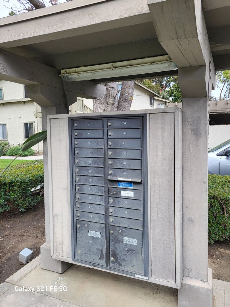 Irvine Townhome: 6 Windjammer