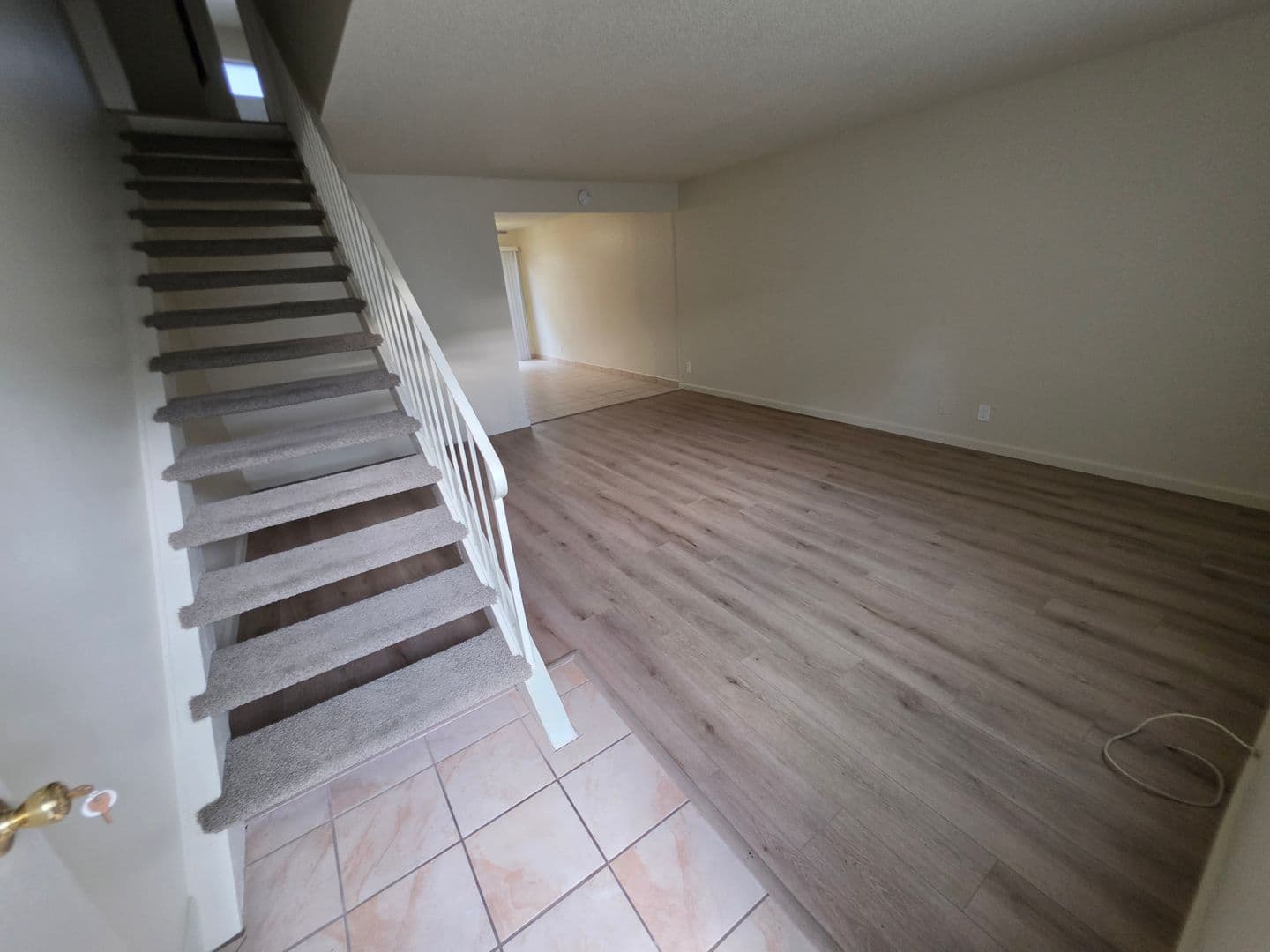Fullerton Apartment: 2618 Milton Ave.
