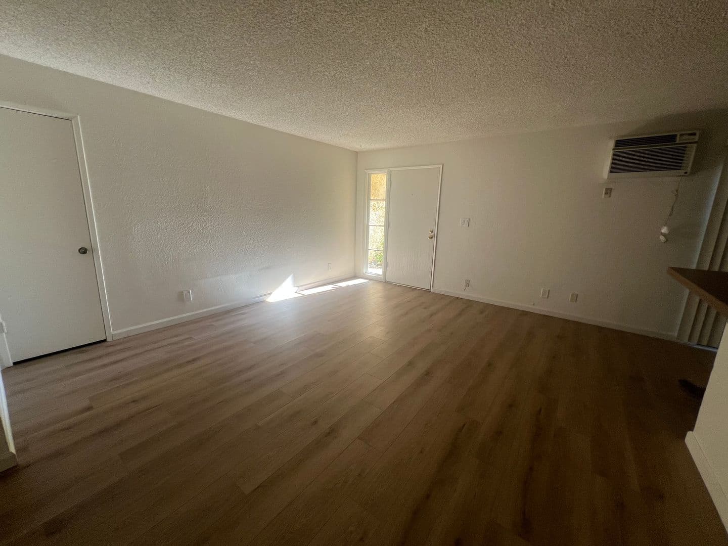 Los Alamitos Apartment: 3680-98 Howard Ave.