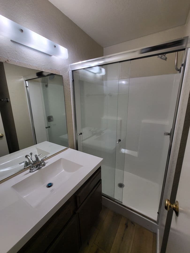 Los Alamitos Apartment: 3680-98 Howard Ave.
