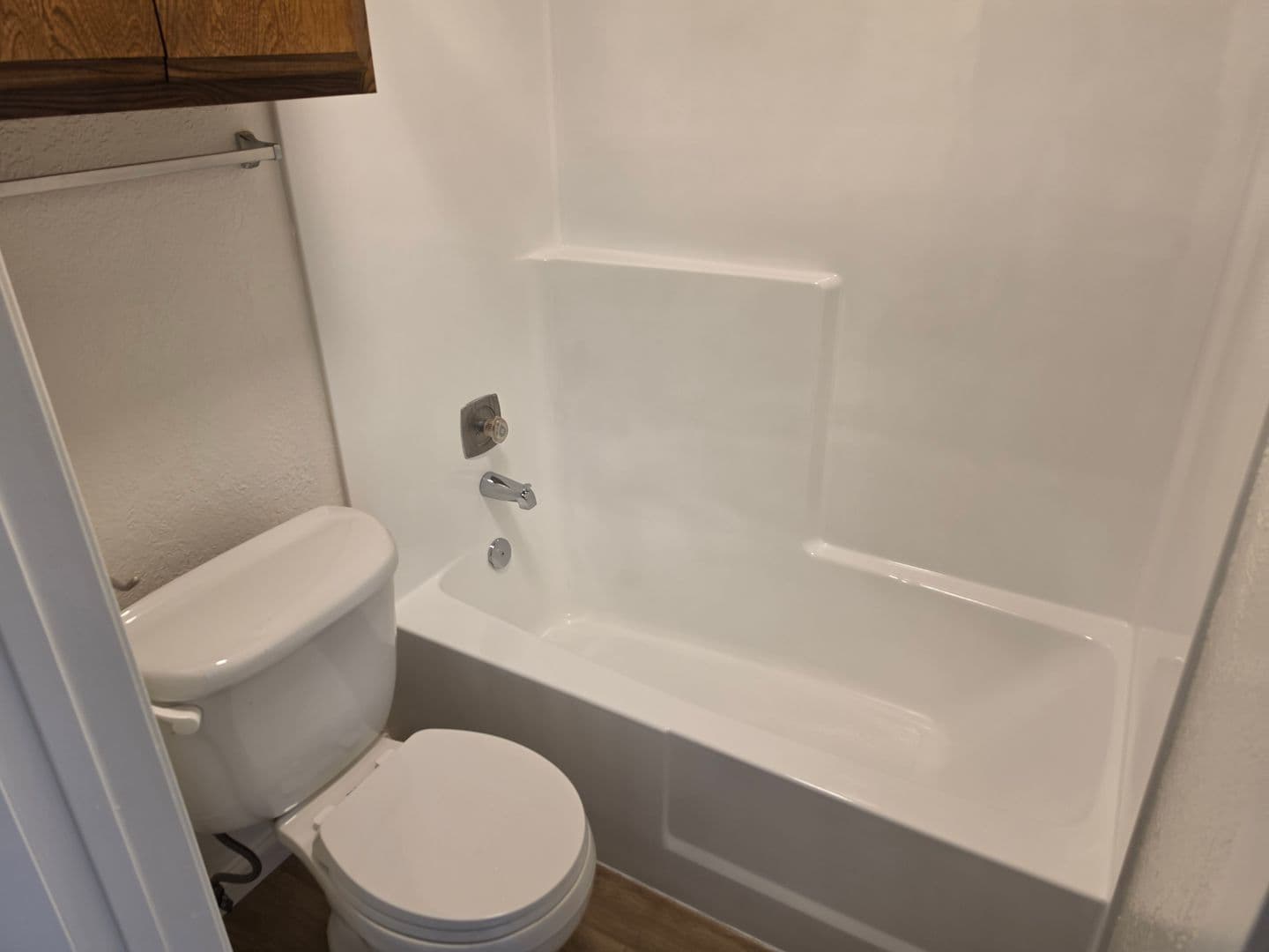 Los Alamitos Apartment: 3680-98 Howard Ave.