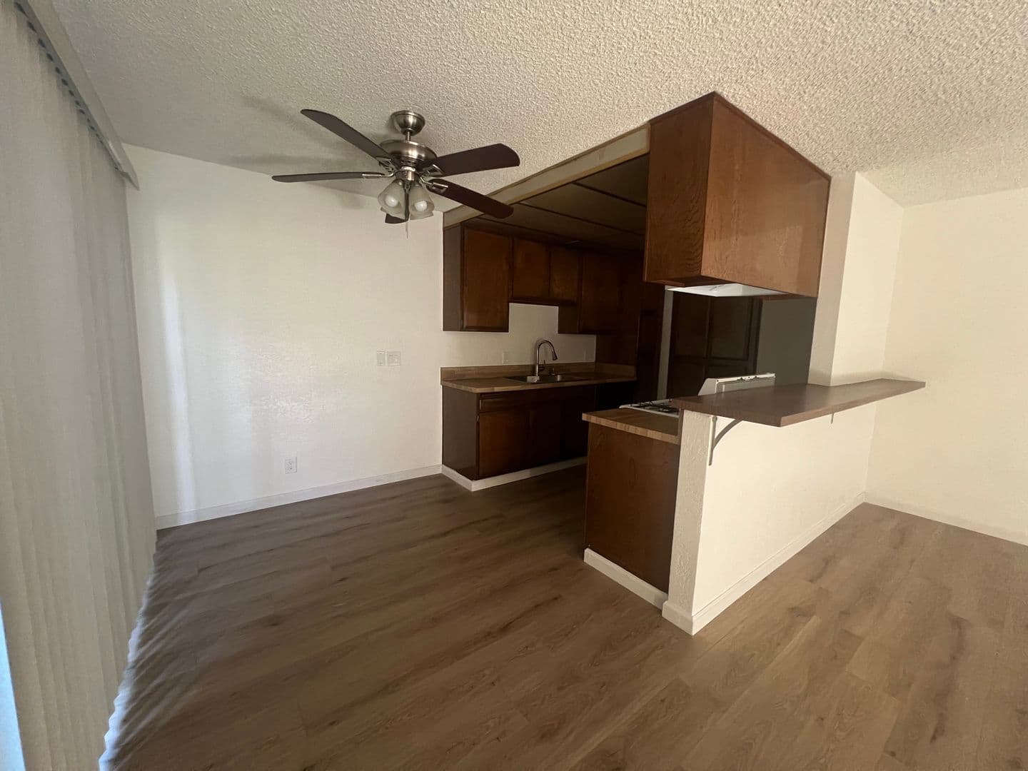 Los Alamitos Apartment: 3680-98 Howard Ave.