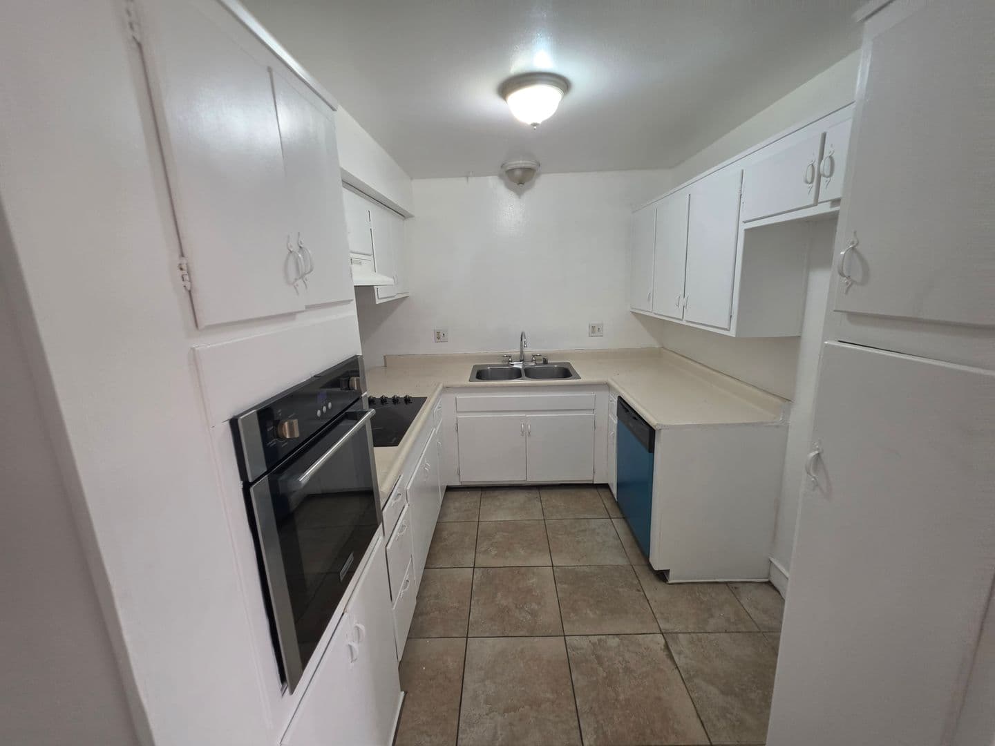 Long Beach Apartment: 3400 E. Andy St.