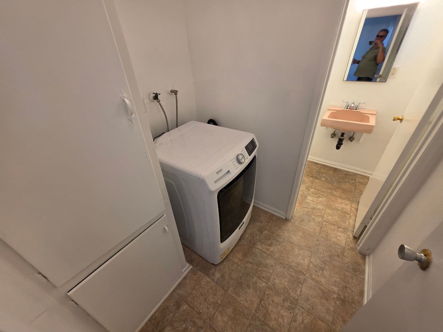 Long Beach Apartment: 3400 E. Andy St.