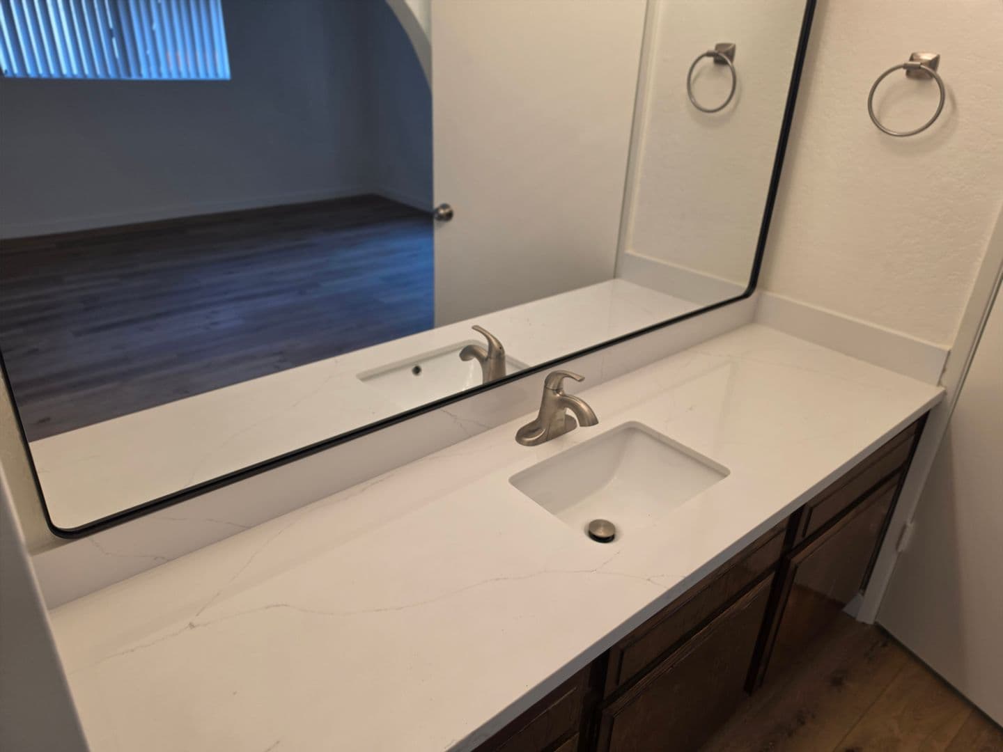 Los Alamitos Apartment: 3680-98 Howard Ave.