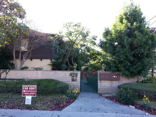Los Alamitos Apartment: 3680-98 Howard Ave.