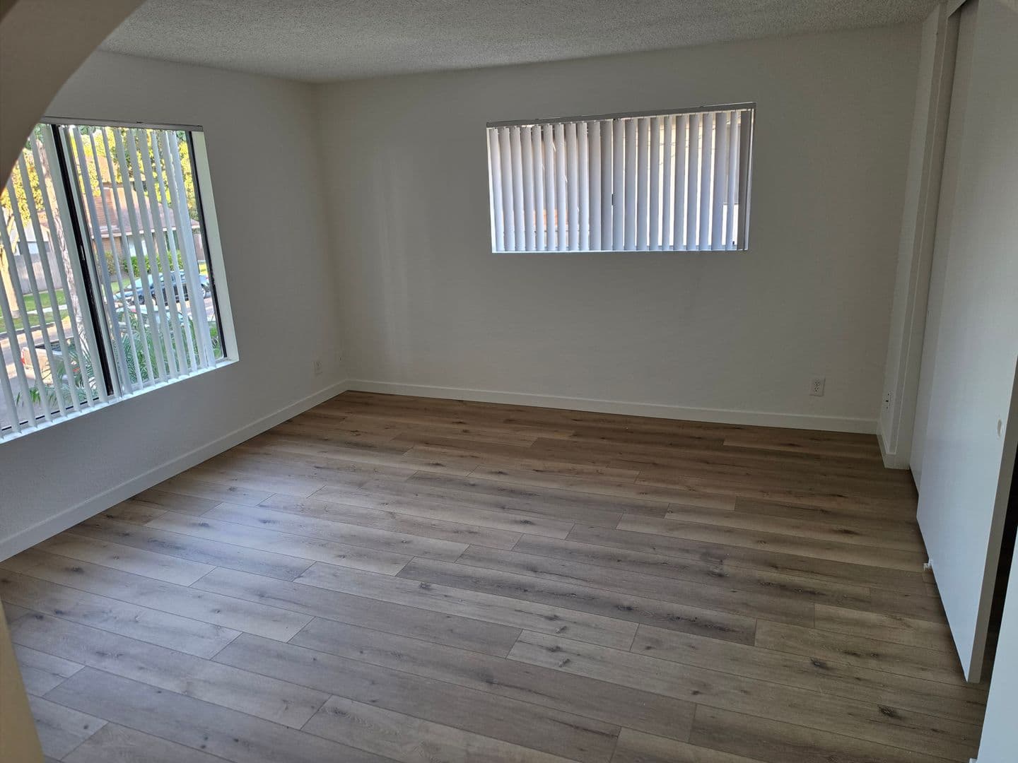 Los Alamitos Apartment: 3680-98 Howard Ave.
