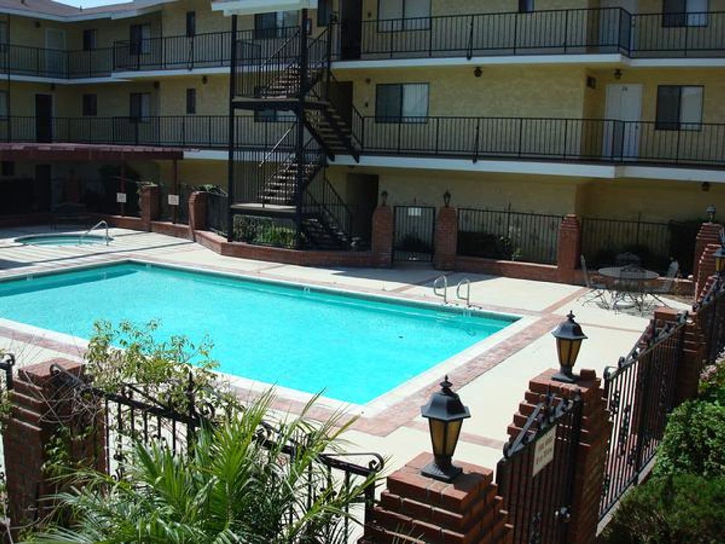 Hawthorne Apartment: 14501 Cerise Ave.