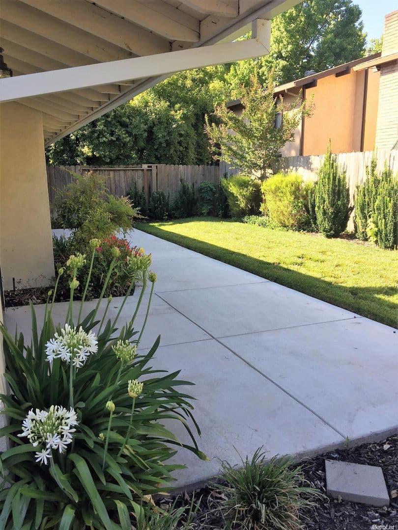 Stockton House: 2263 Lido Circle