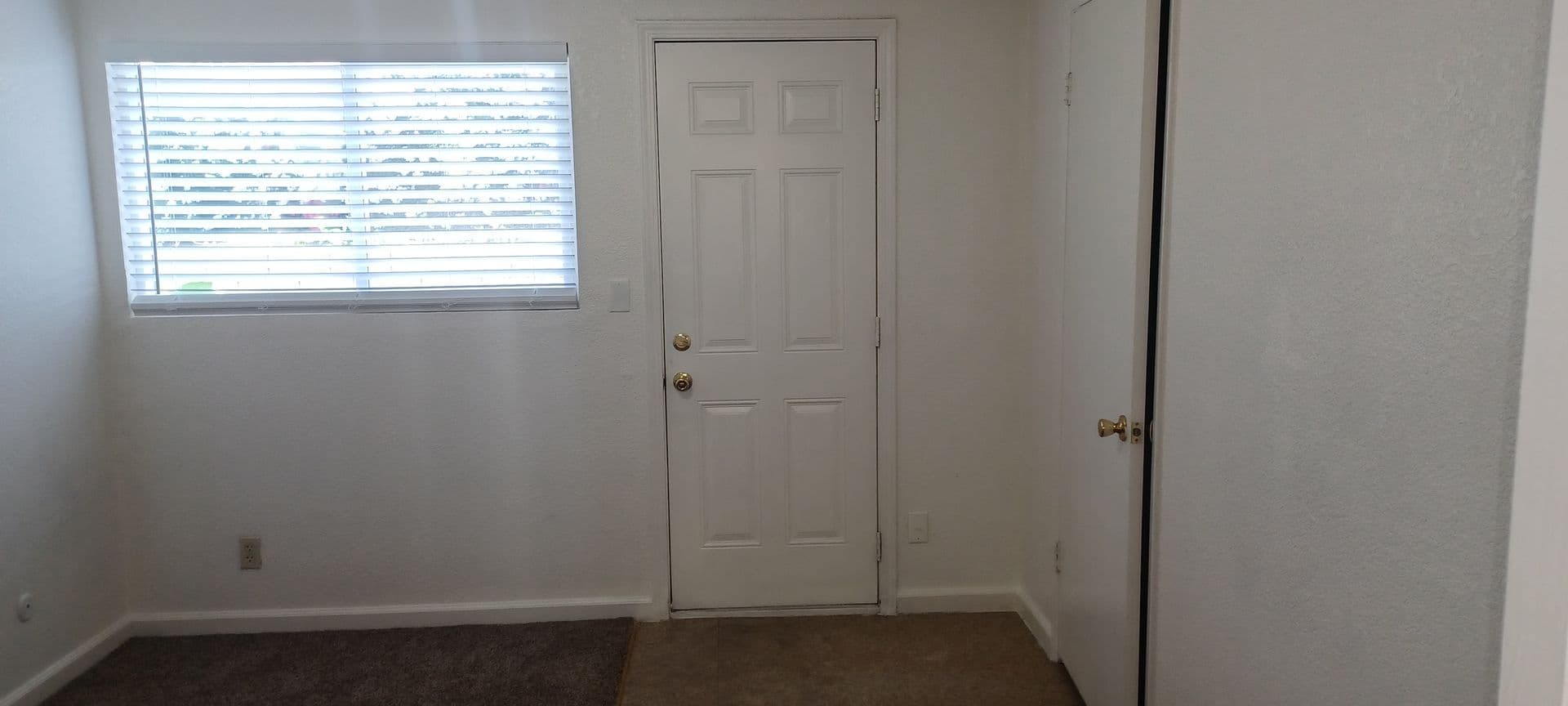 Fresno Apartment: 216 W. Dakota Ave. #D
