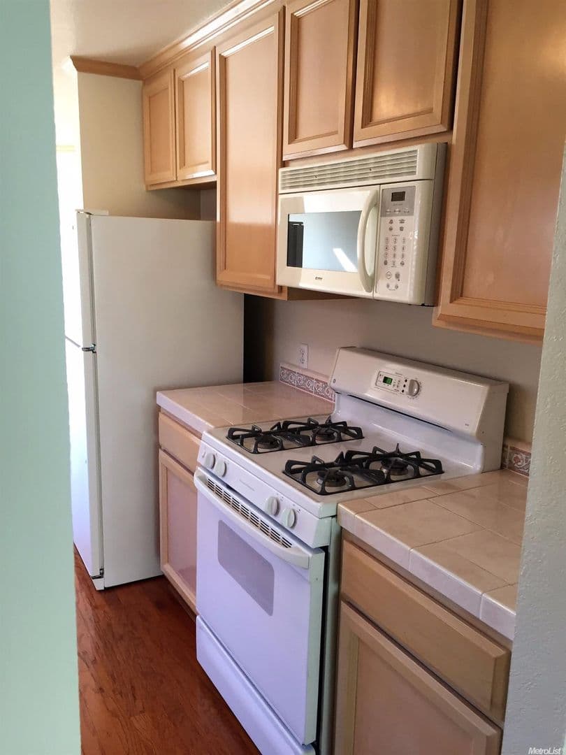 Stockton House: 2263 Lido Circle