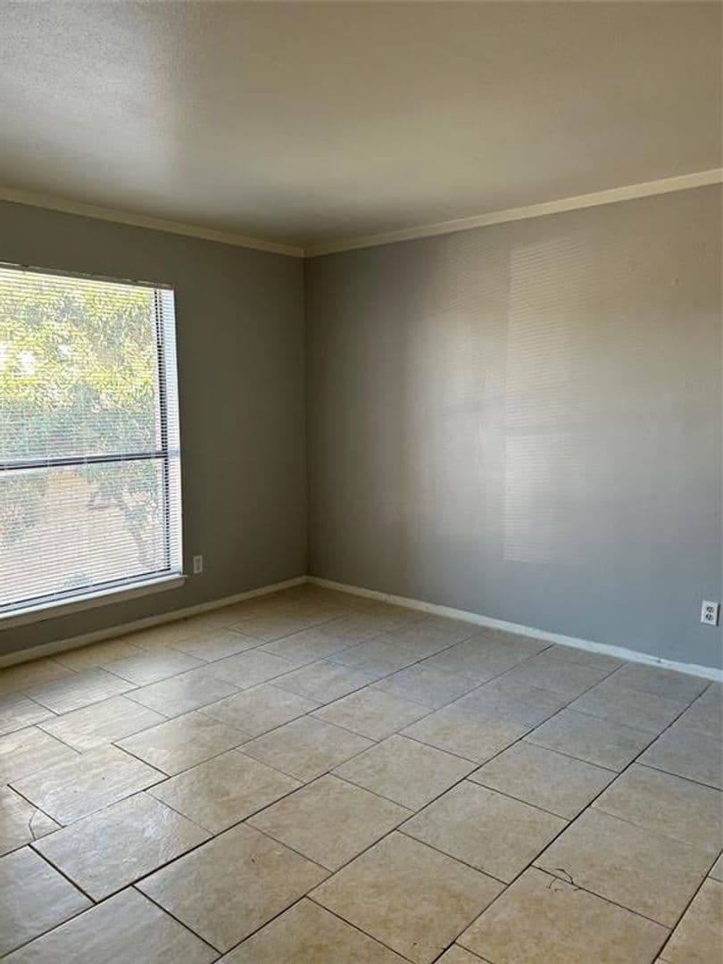 Houston Condo: 206 Plaza Verde Dr