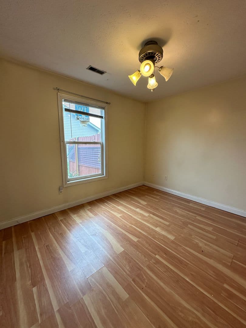 West Lafayette House: 1414 Crusade Drive