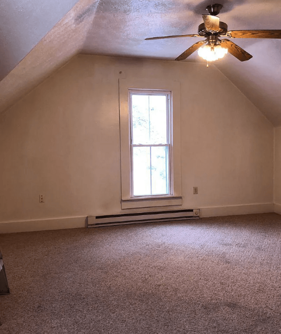 Lafayette Apartment: 1117 N 10th Street