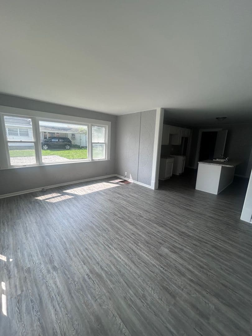 Logansport Apartment: 818 W Broadway Street