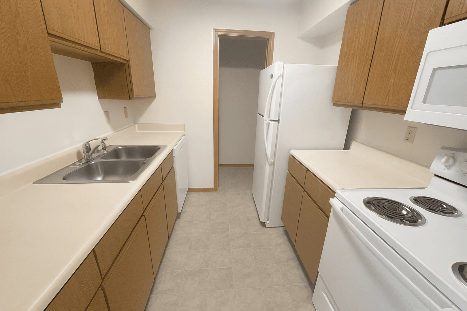 Lafayette Apartment: 915 N 6th Street