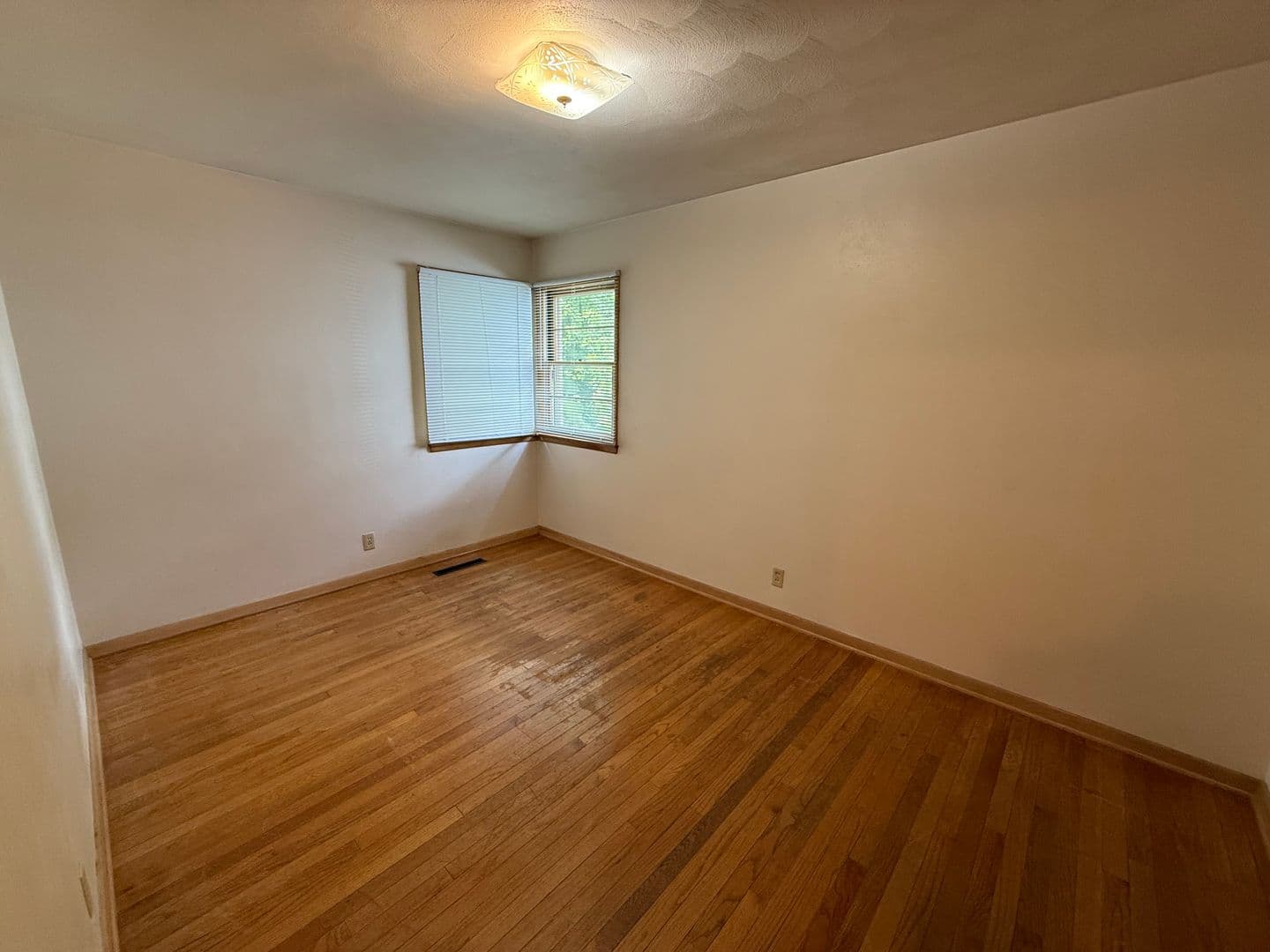West Lafayette House: 1705 Northwestern Avenue