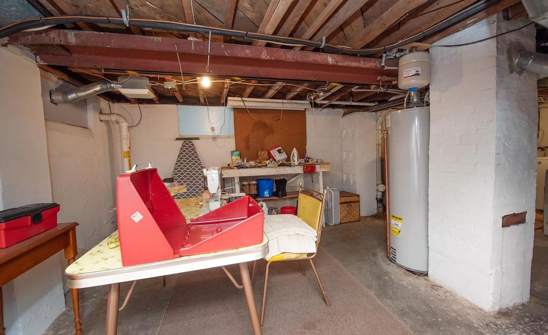 West Lafayette House: 212 Oak Lane
