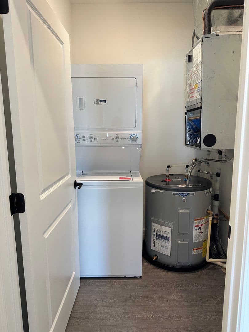 West Lafayette Apartment: 2549 Cottage Way