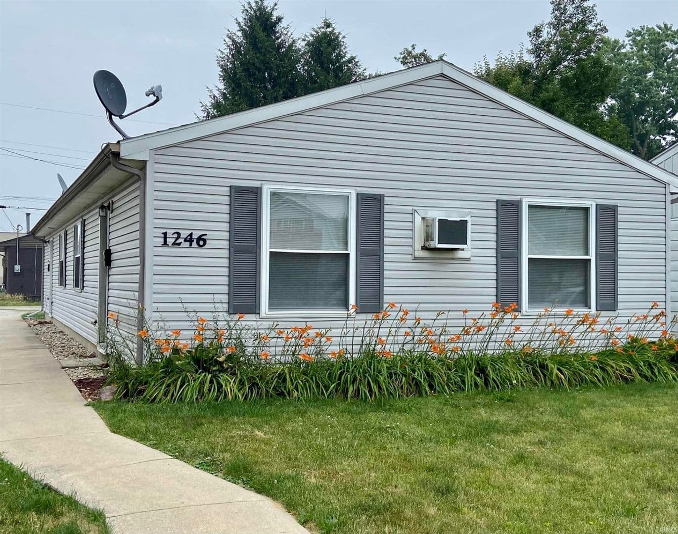 Kokomo Apartment: 1246 S Cooper Street