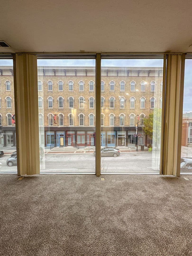 Lafayette Condo: 511 Columbia Street