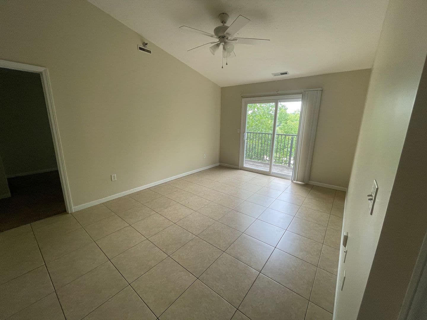 West Lafayette Apartment: 440 S Chauncey Ave