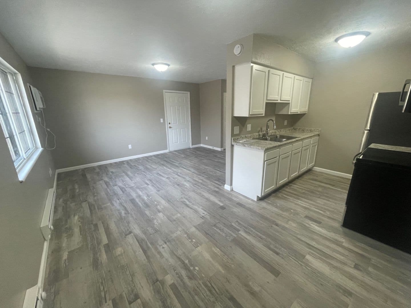 Peru Apartment: 700 Bobtail Court