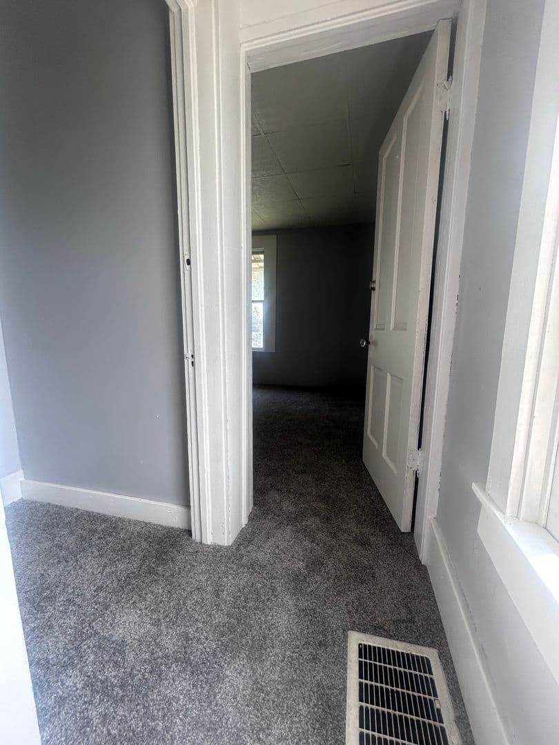Logansport Apartment: 818 W Broadway Street