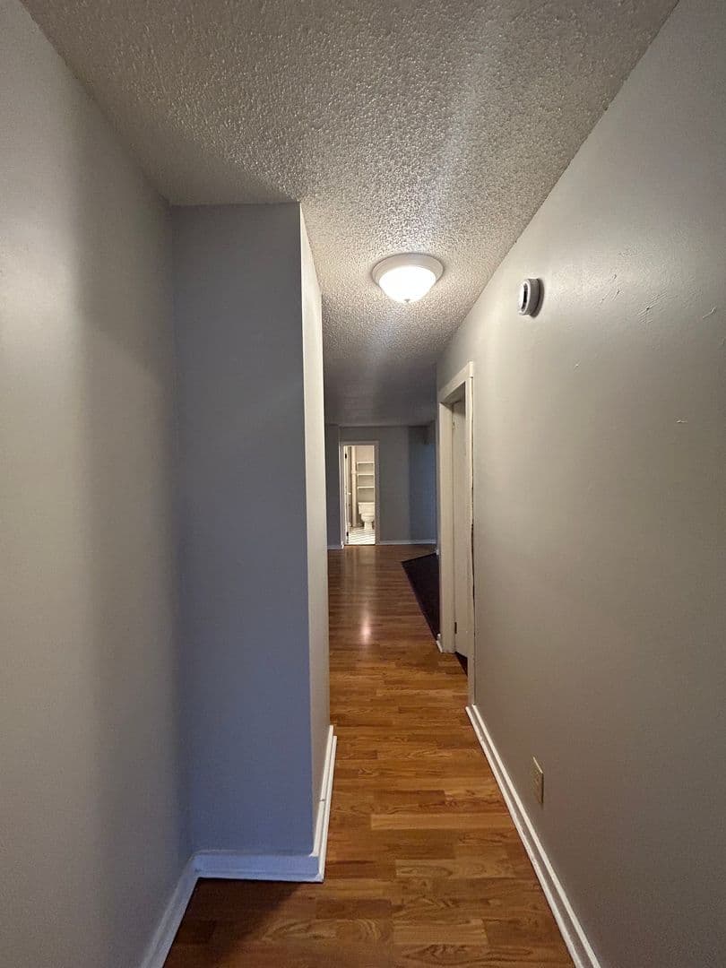 Lafayette Apartment: 710 - 712 North 18th Street