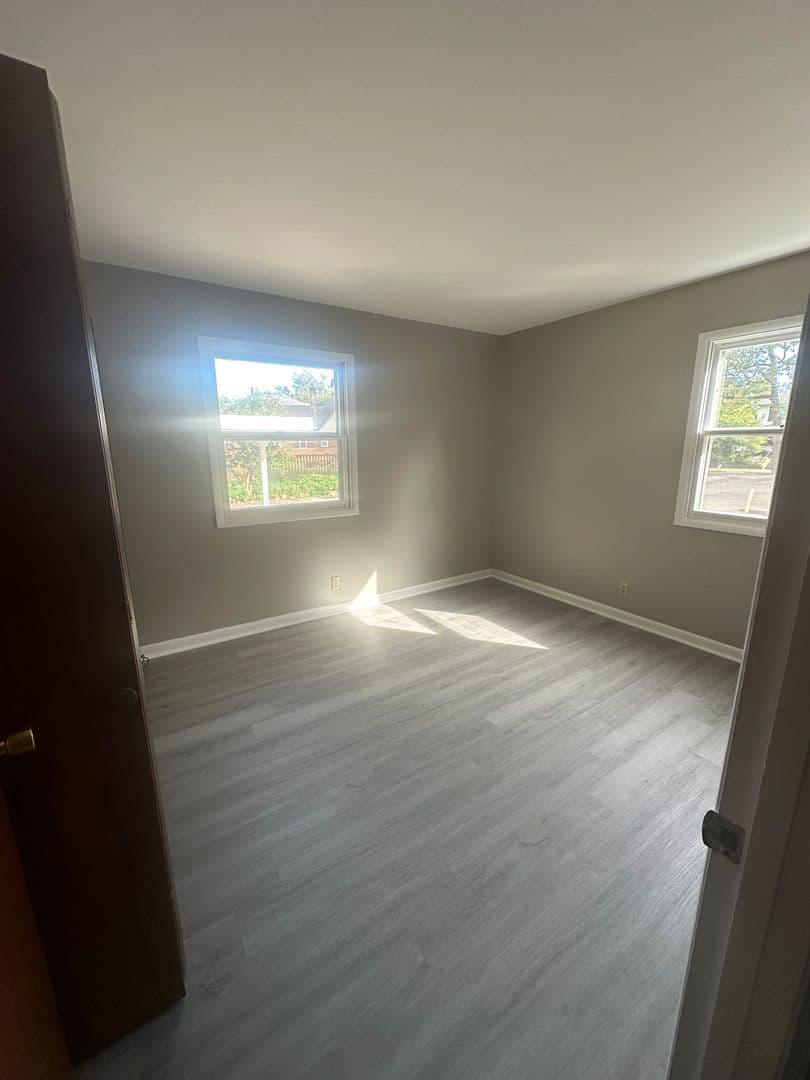 Crawfordsville Apartment: 106 Simpson St