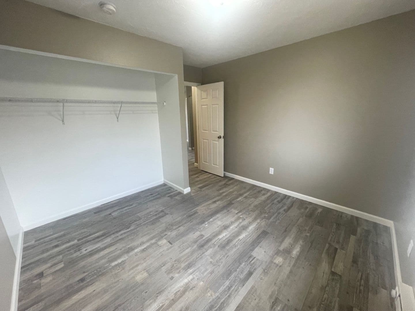 Peru Apartment: 700 Bobtail Court