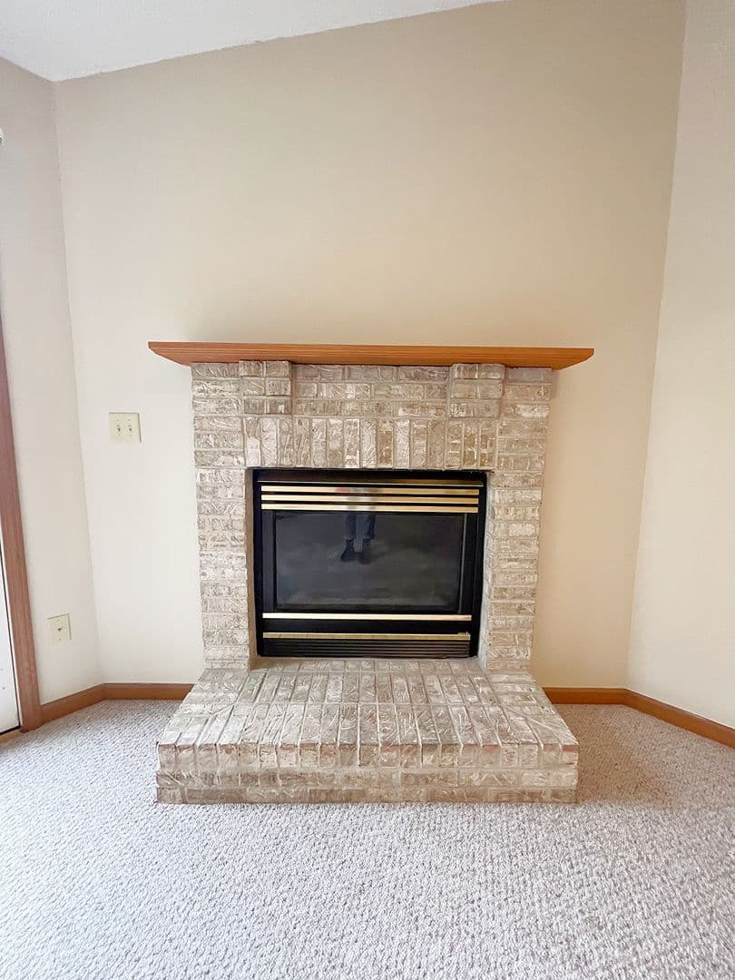 Lafayette House: 3520 Thornhill Circle E