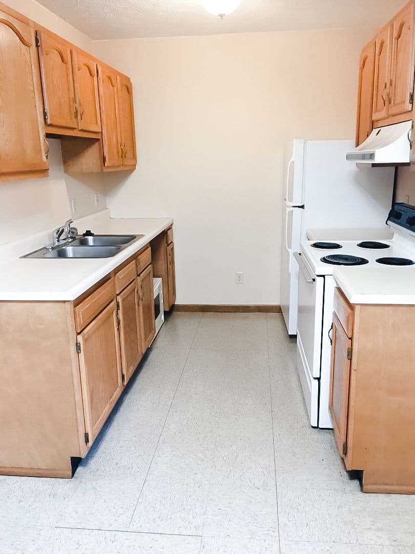 Crawfordsville Apartment: 716 Sloan Street