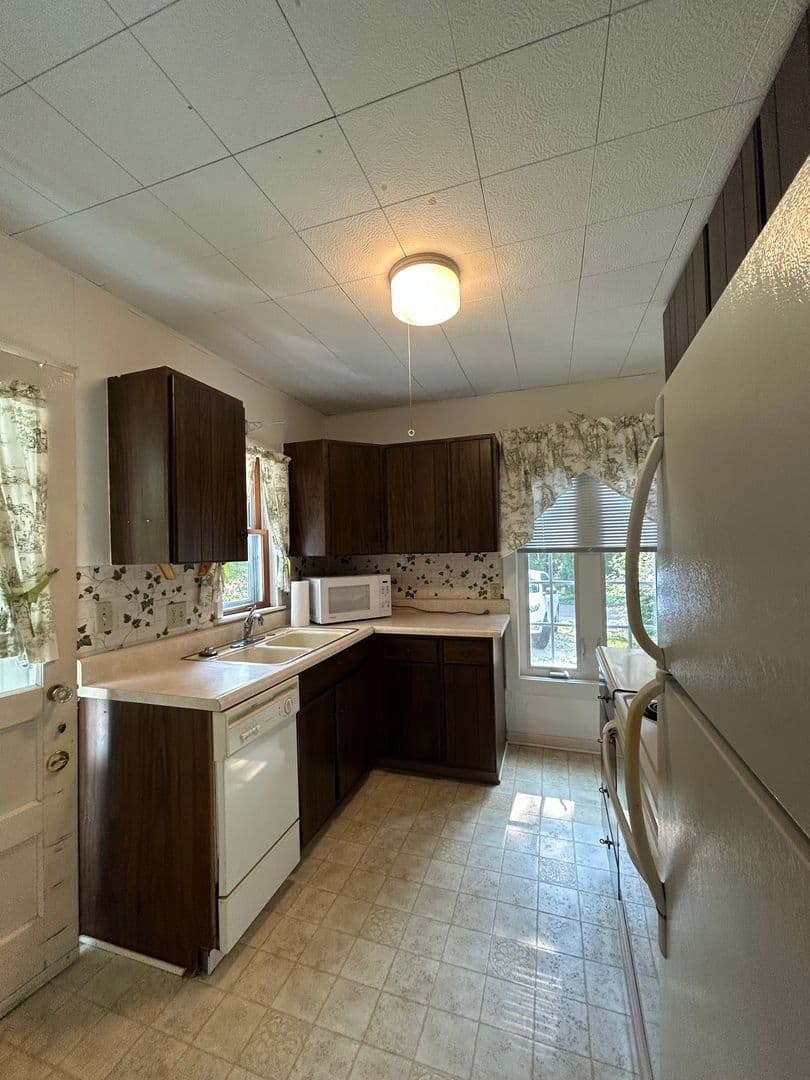 West Lafayette House: 212 Oak Lane