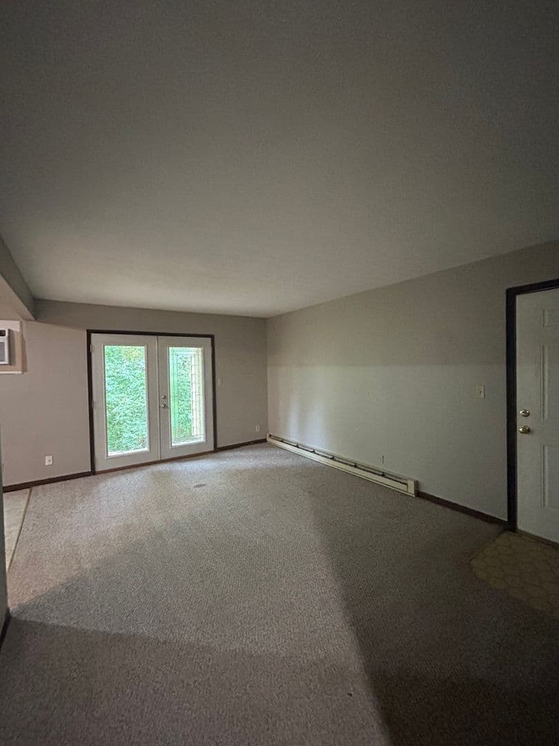 Lafayette Apartment: 60 Ironwood Court