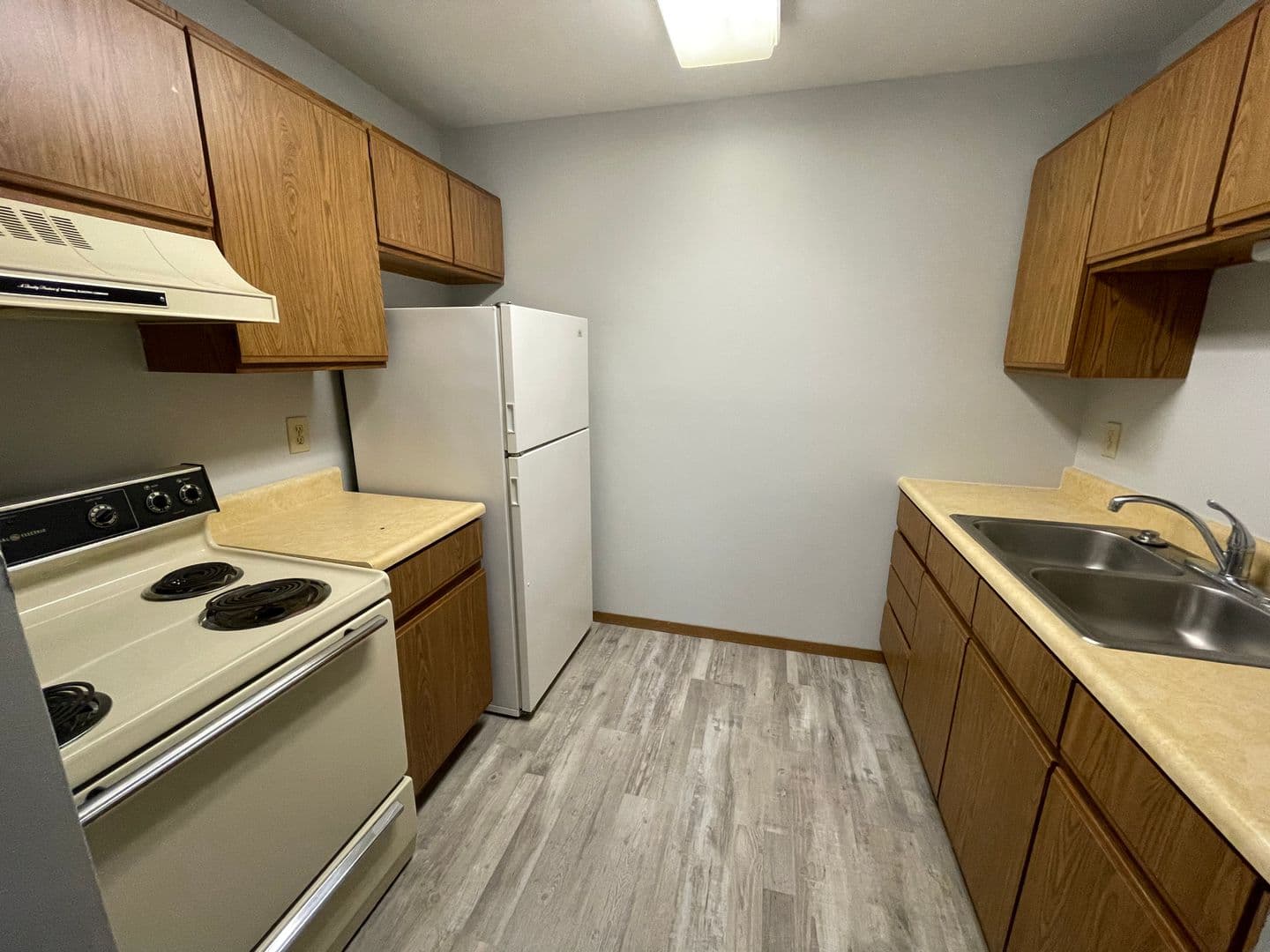 Boswell Apartment: 308 S Dana Street