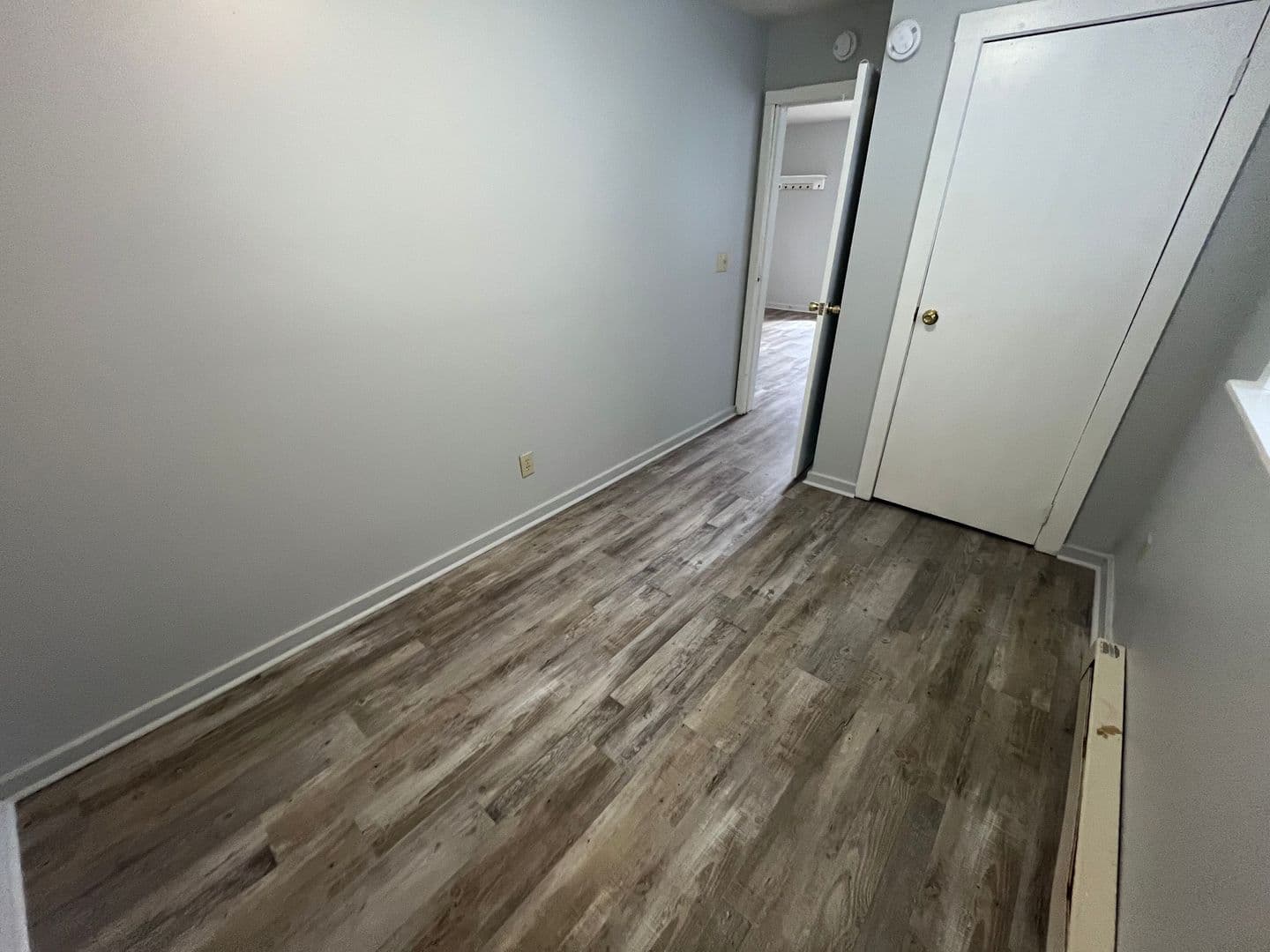 Lafayette Apartment: 710 - 712 North 18th Street